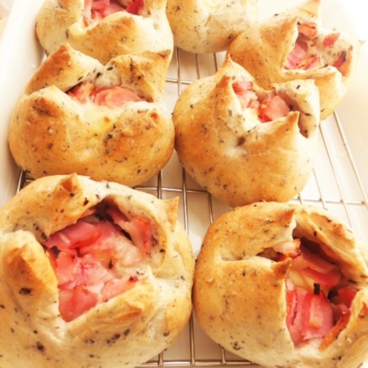 Hb 黒胡麻チーズパン レシピ 作り方 By バカゾクあいこ 楽天レシピ